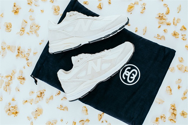 Stussy x New Balance Ƴȫ 990v4 ϵЬ